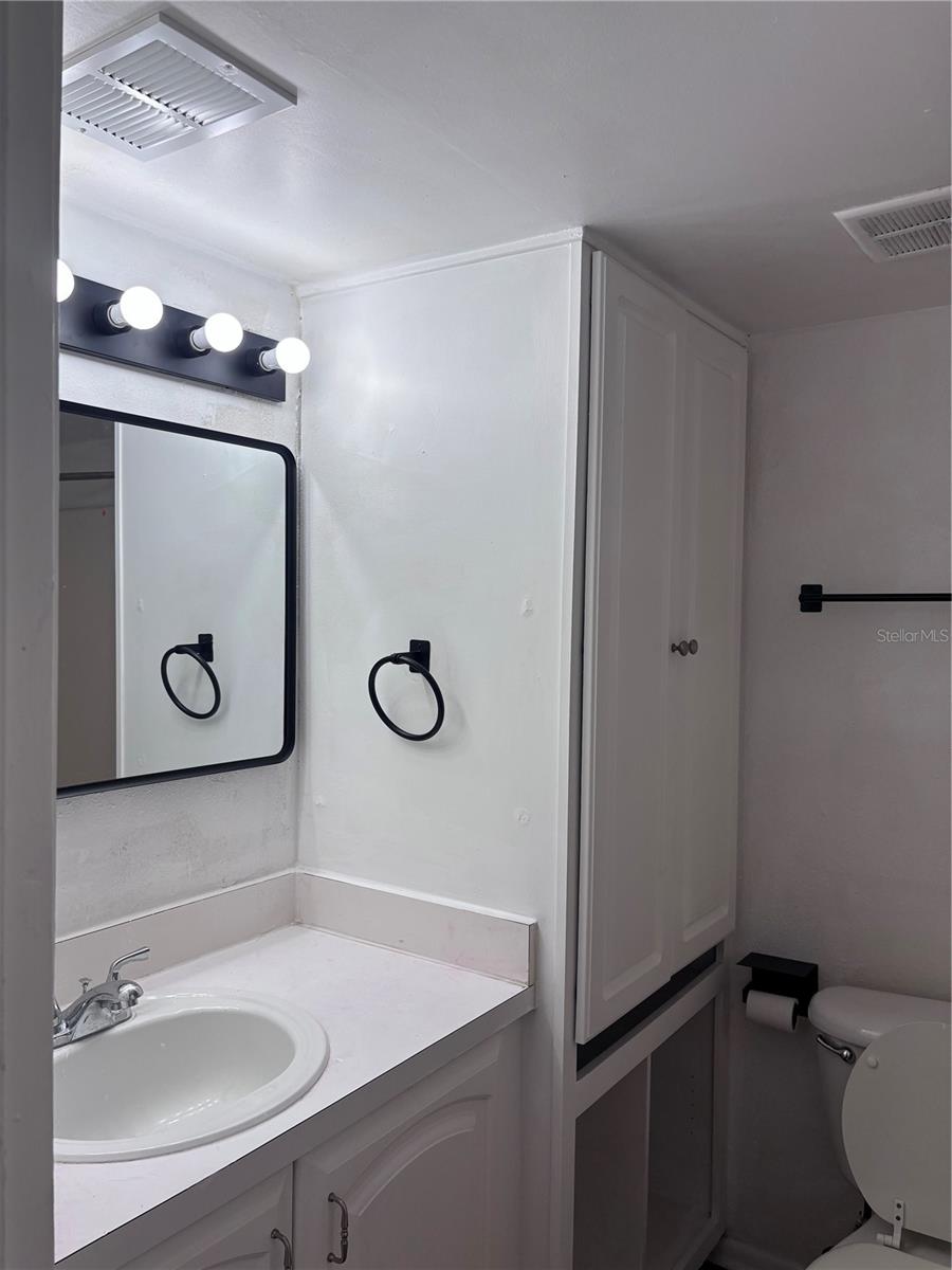 WATERSIDE AT CRANES ROOST A CONDO COMMUNITY - Residential Lease