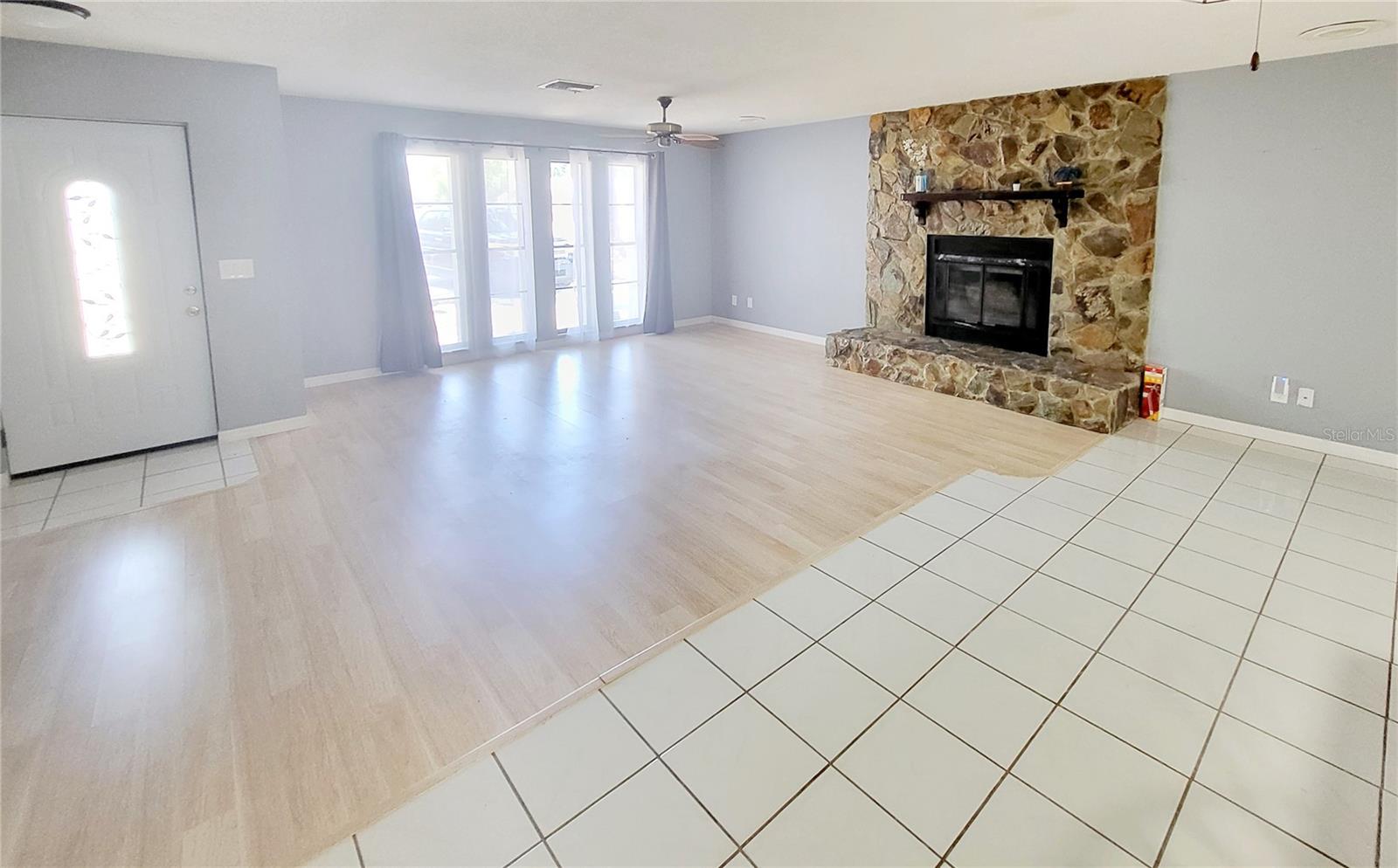 CEDAR MANOR - Residential Lease