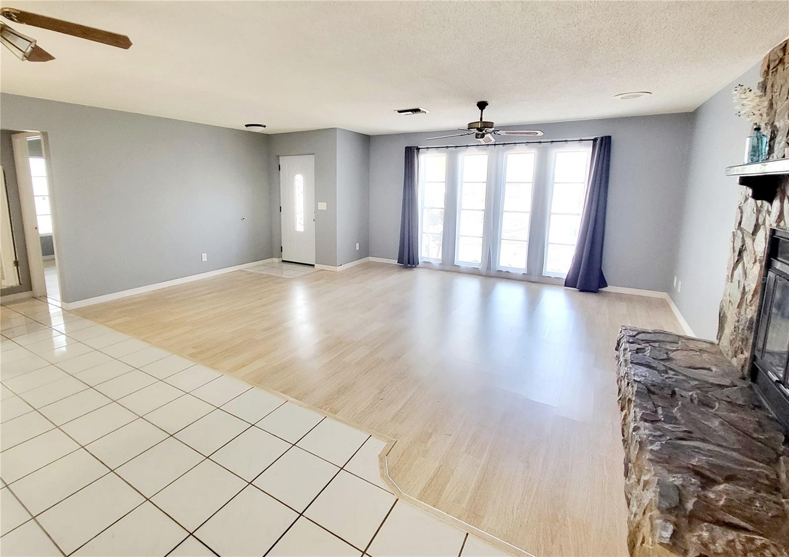 CEDAR MANOR - Residential Lease