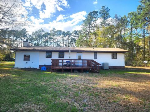Photo of 2355 SE State Road 100, Starke, FL 32091 (MLS # TB8487317)
