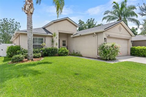 A home in LAKELAND