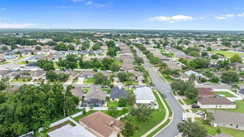 A home in LAKELAND