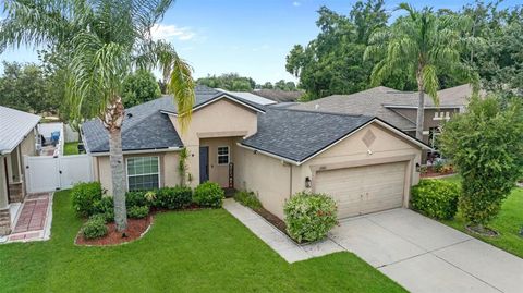 A home in LAKELAND