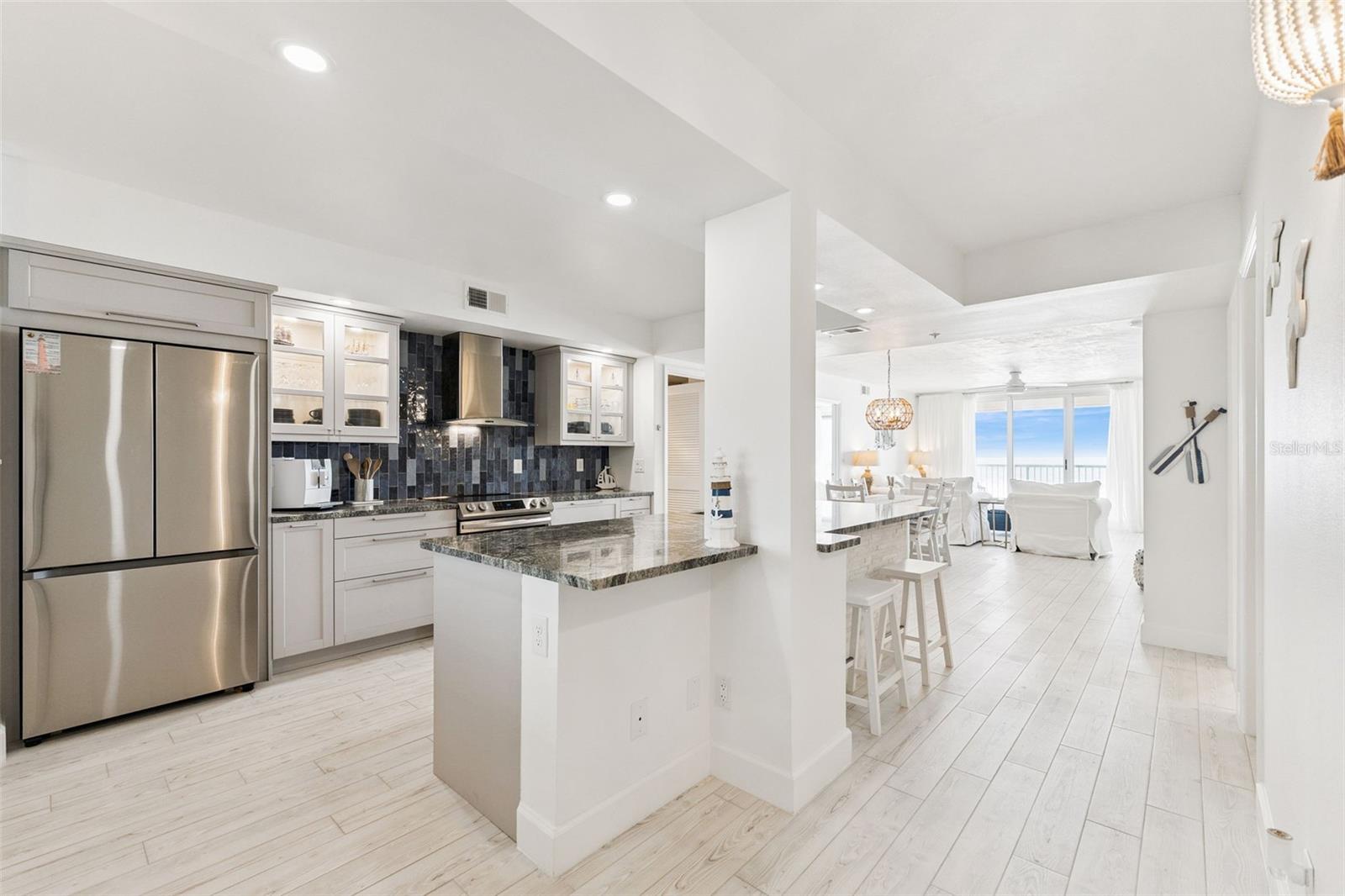 TOWERS AT PONCE INLET TOWER 01 CONDO - Residential