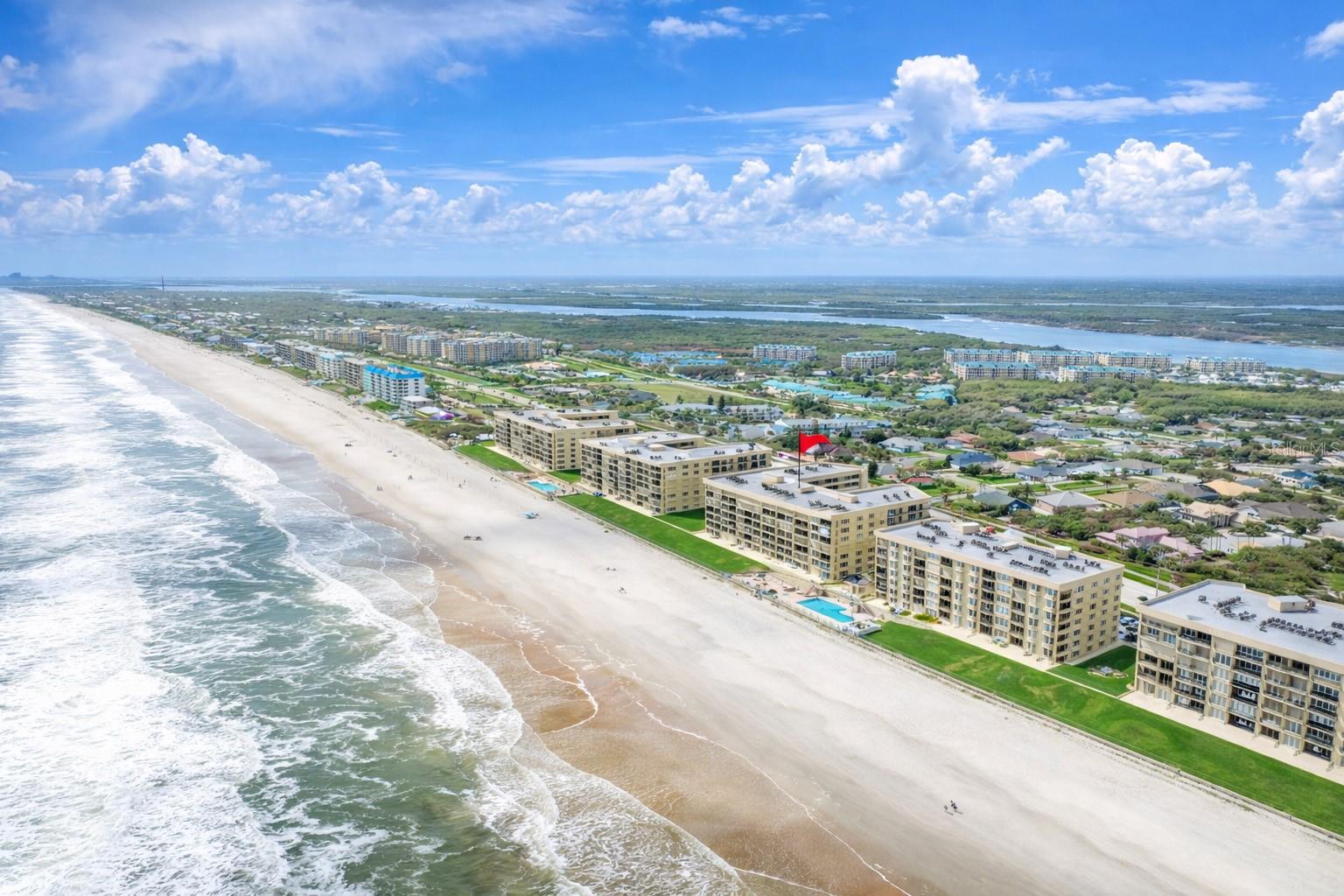 TOWERS AT PONCE INLET TOWER 01 CONDO - Residential