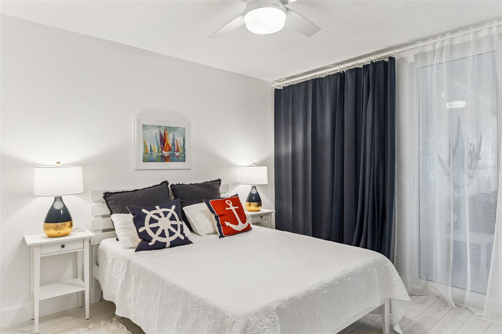 TOWERS AT PONCE INLET TOWER 01 CONDO - Residential