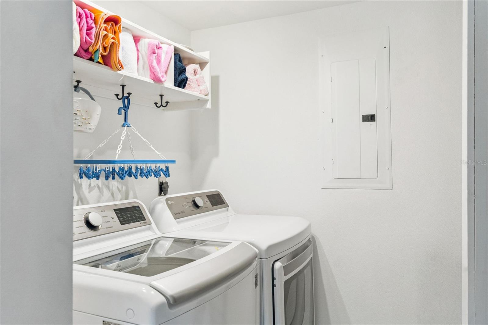 TOWERS AT PONCE INLET TOWER 01 CONDO - Residential