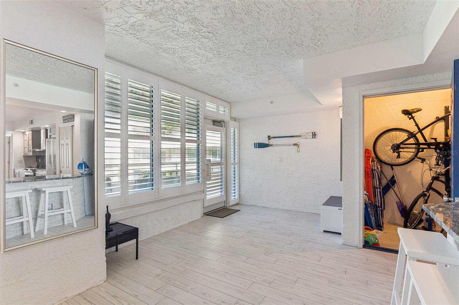 TOWERS AT PONCE INLET TOWER 01 CONDO - Residential