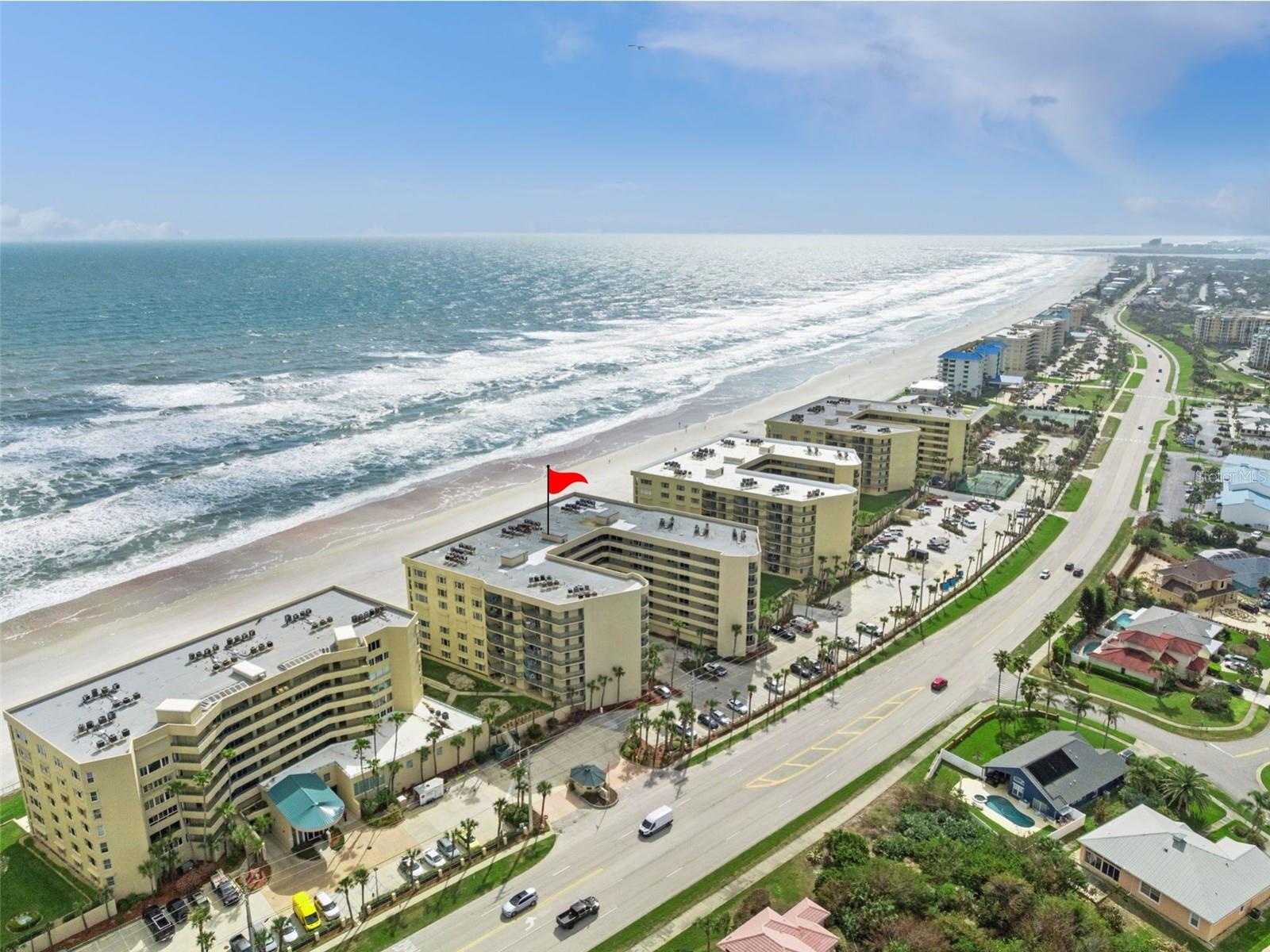 TOWERS AT PONCE INLET TOWER 01 CONDO - Residential