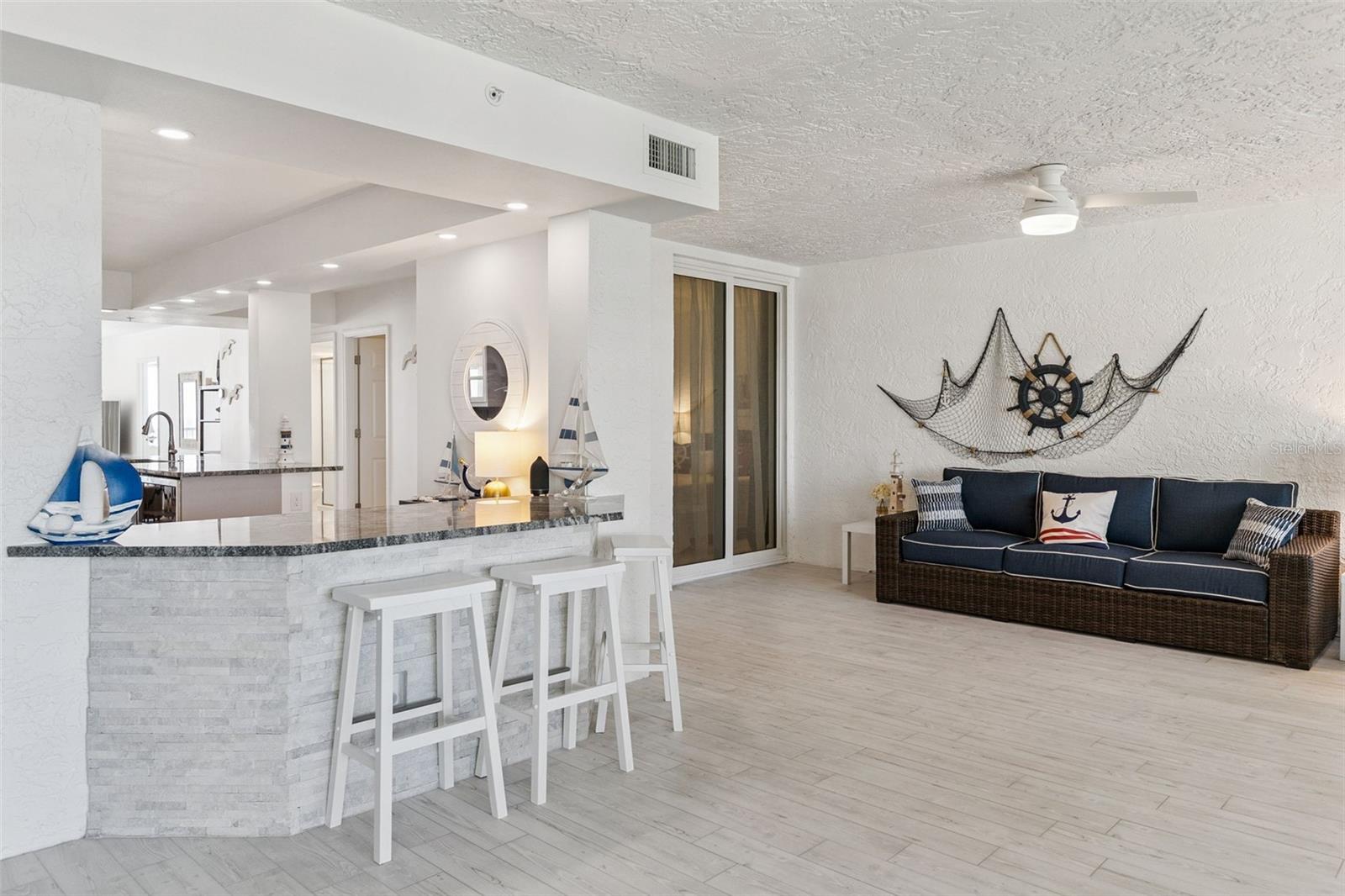 TOWERS AT PONCE INLET TOWER 01 CONDO - Residential