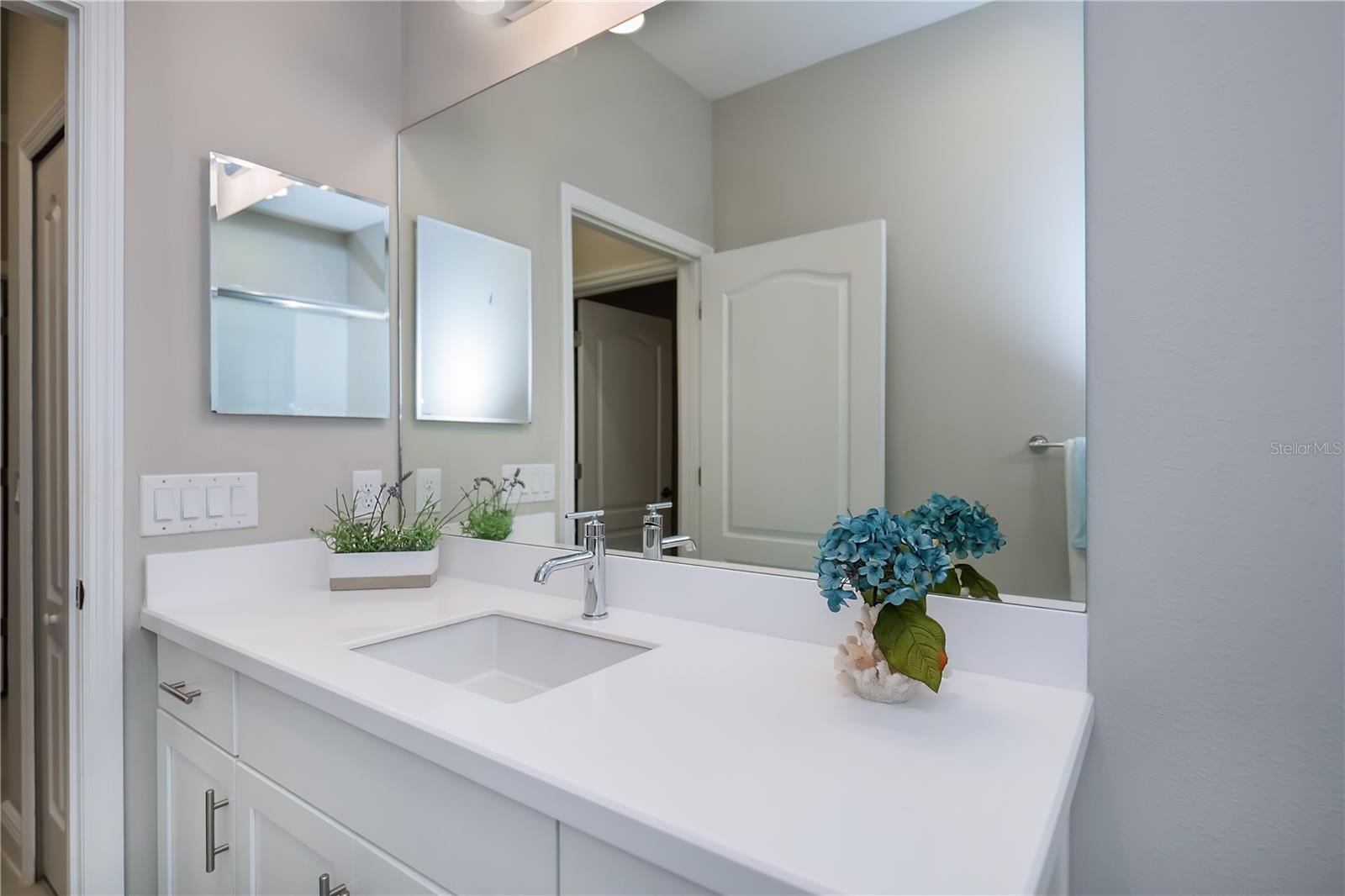 BOCA ROYALE UN 16 - Residential