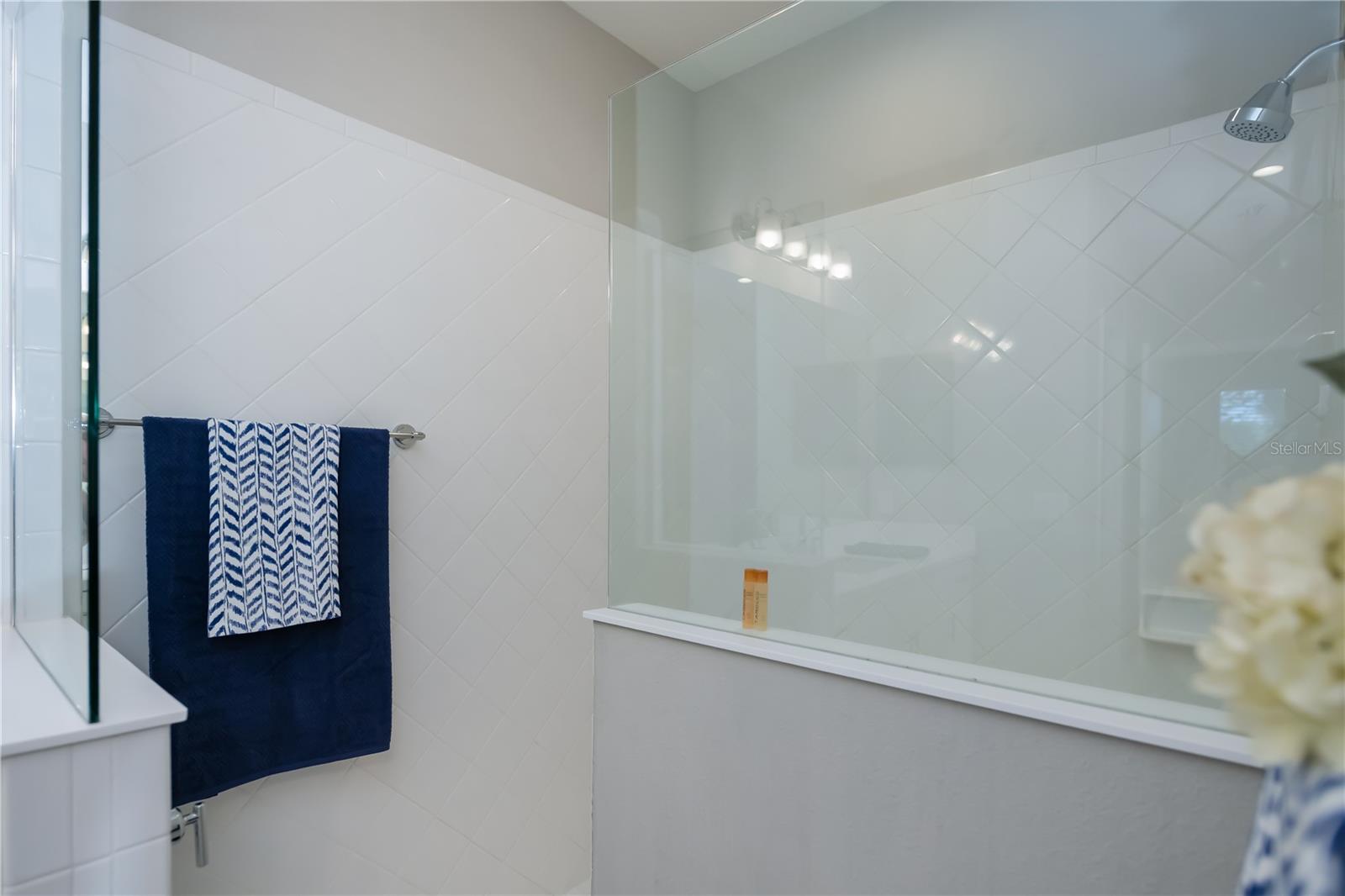 BOCA ROYALE UN 16 - Residential