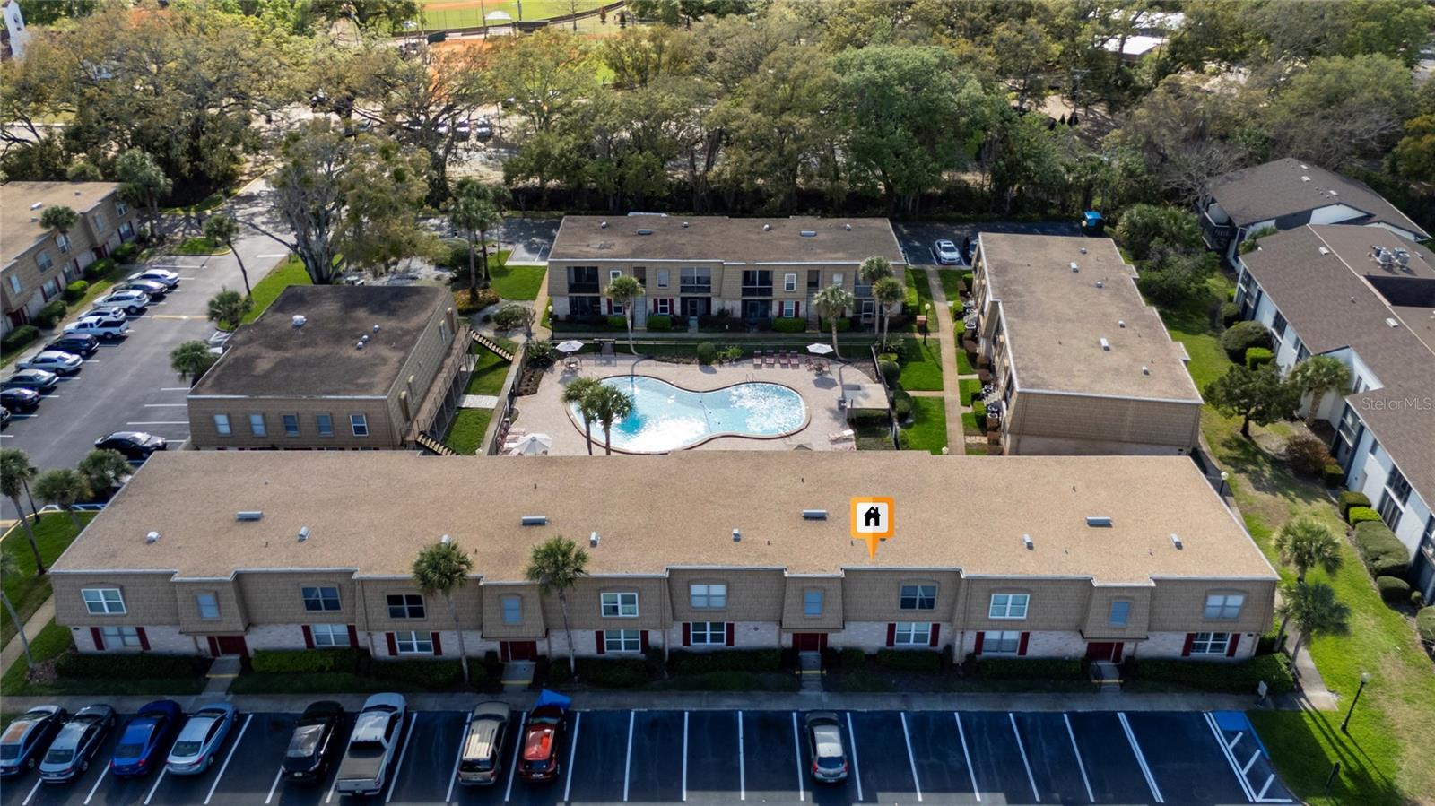 FOUR SEASONS CONDO - Residential