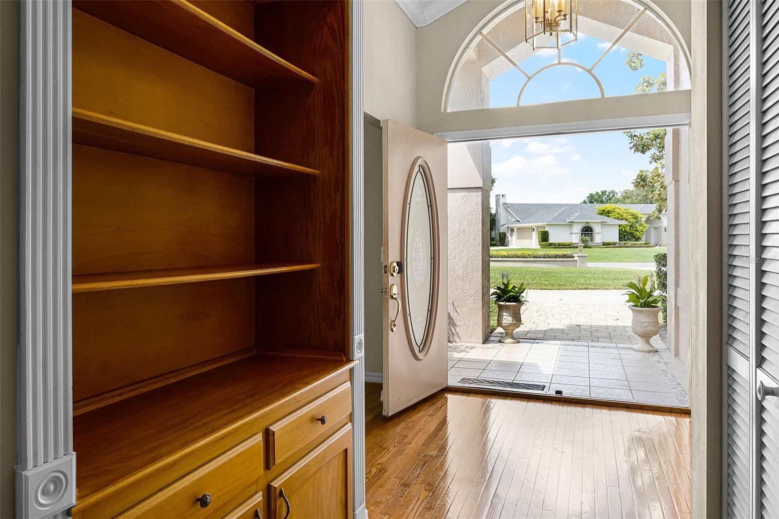 707 HERITAGE DRIVE NE