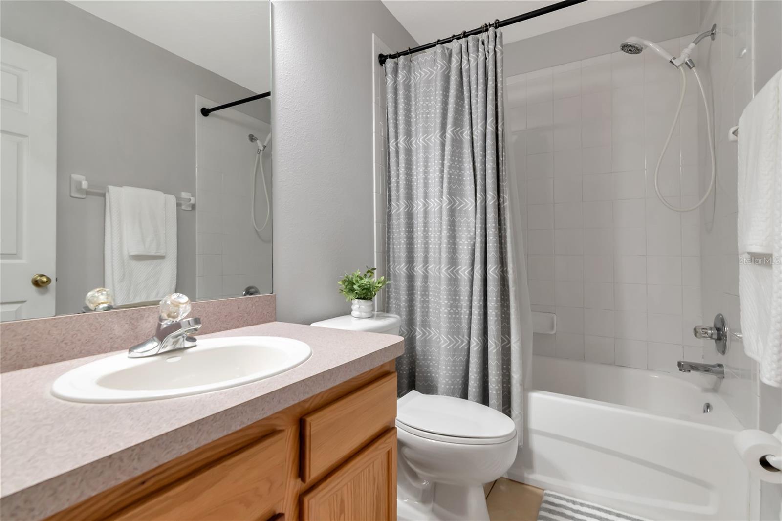 LAS PALMAS TWNHMS - Residential