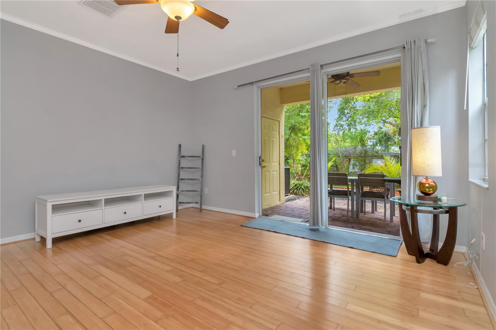 LAS PALMAS TWNHMS - Residential