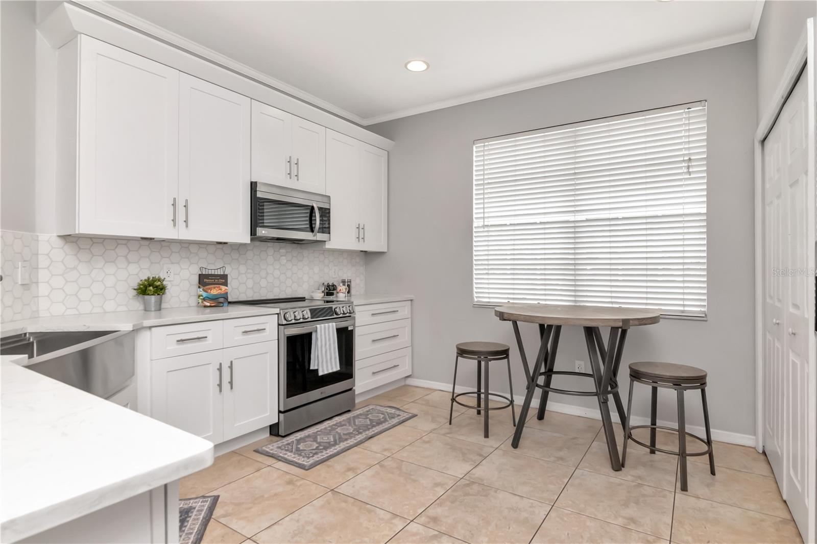 LAS PALMAS TWNHMS - Residential