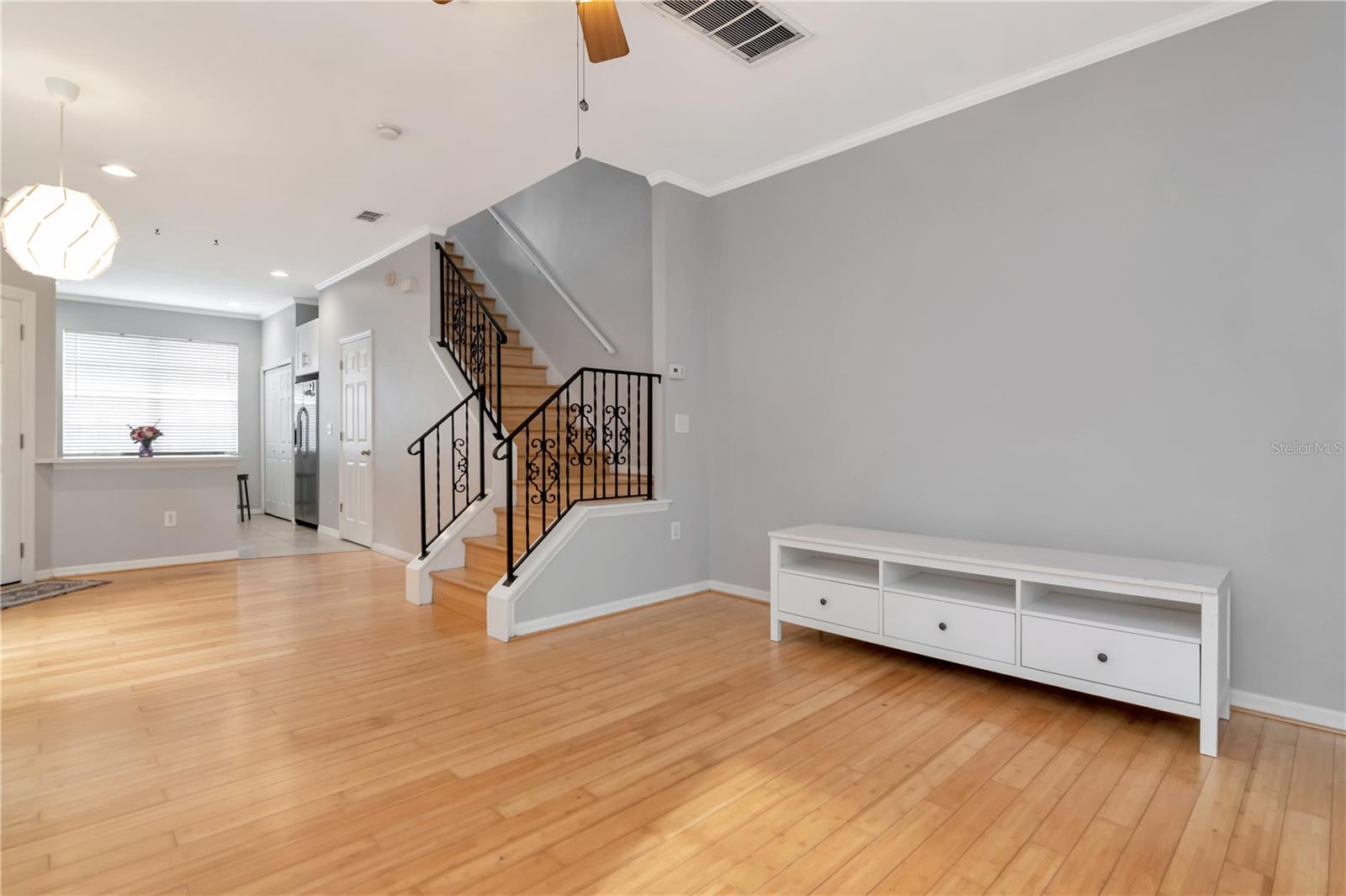 LAS PALMAS TWNHMS - Residential