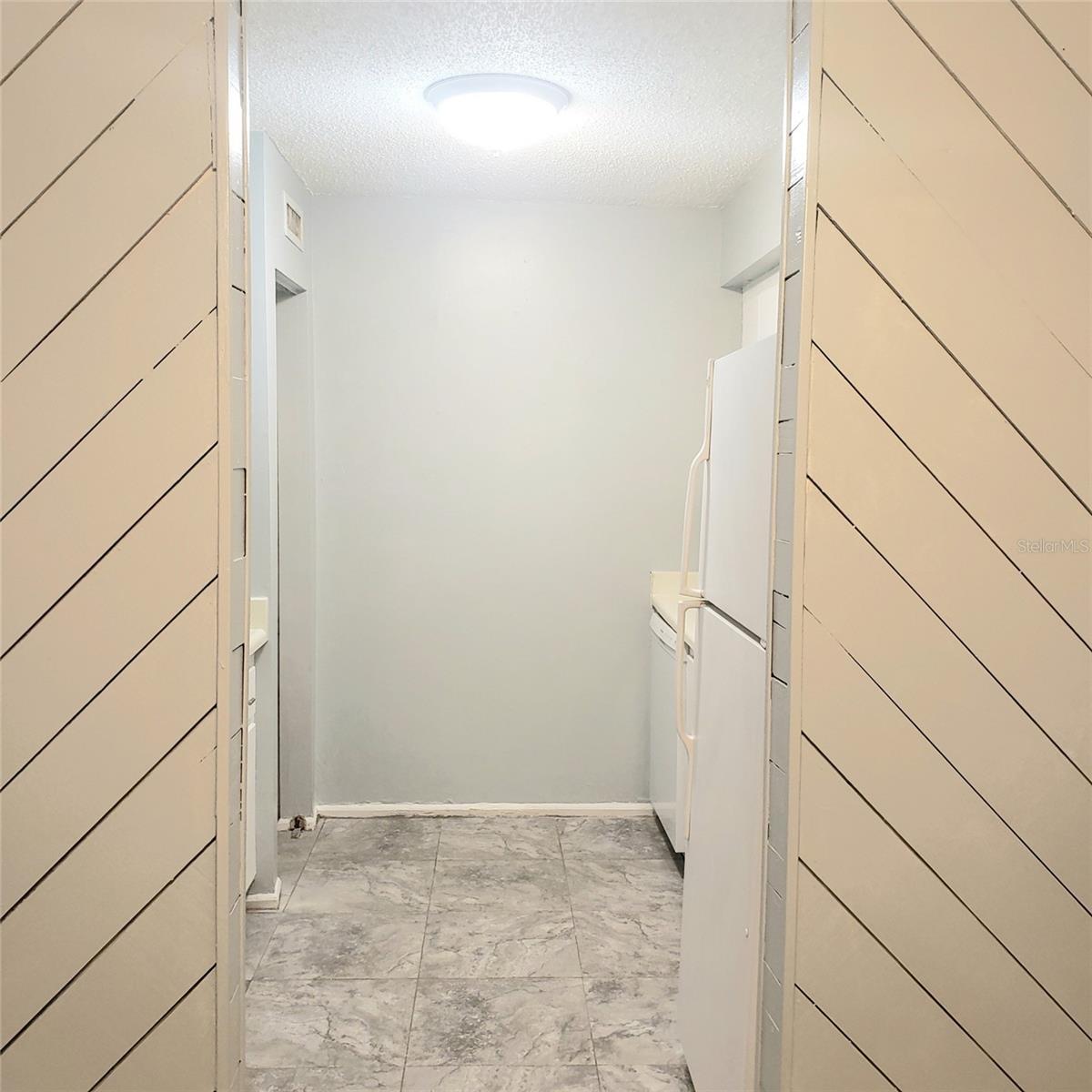 WESTCHESTER MANOR A CONDOMINIU - Residential Lease