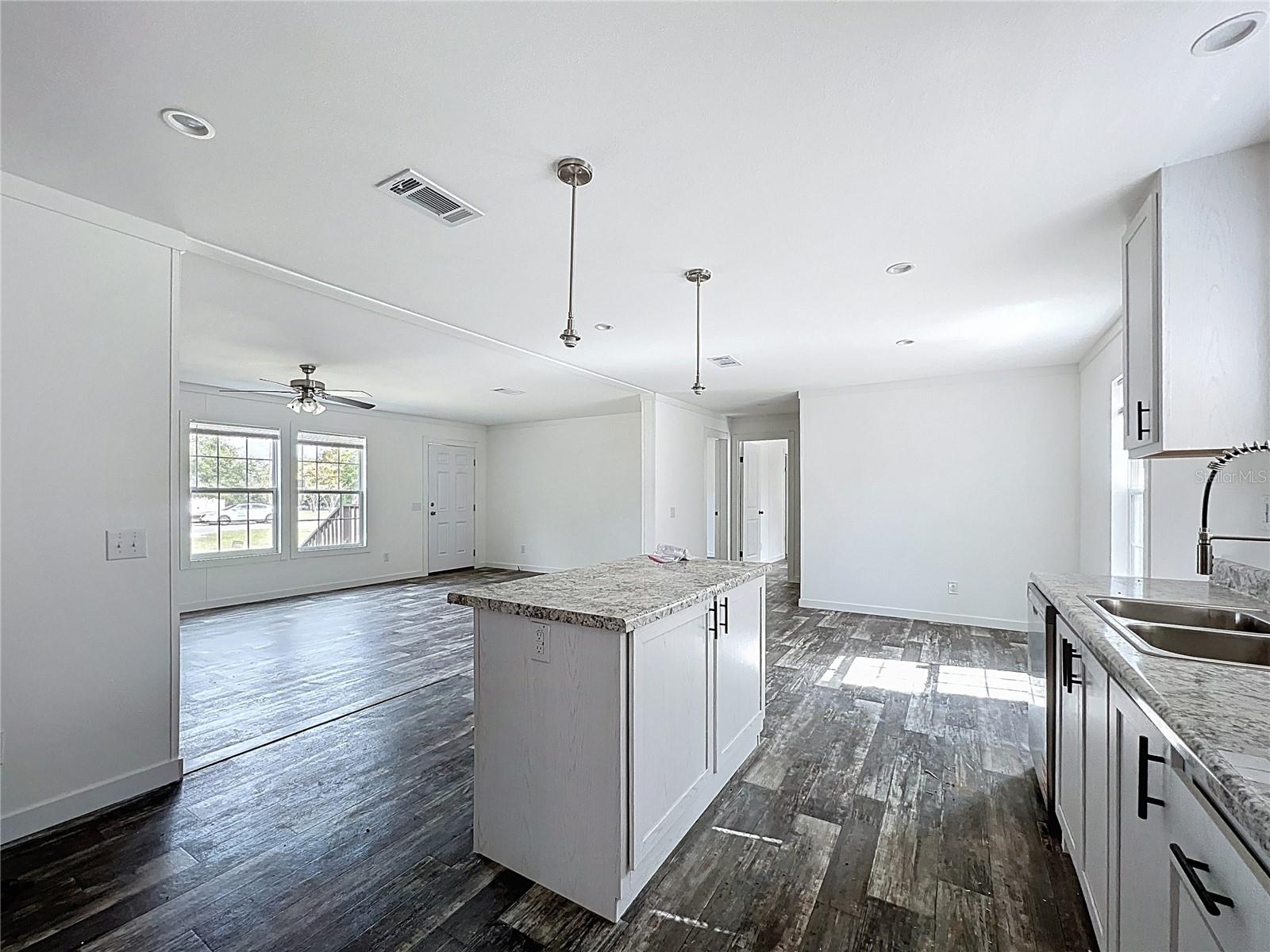 PINE GROVE SUB - Residential