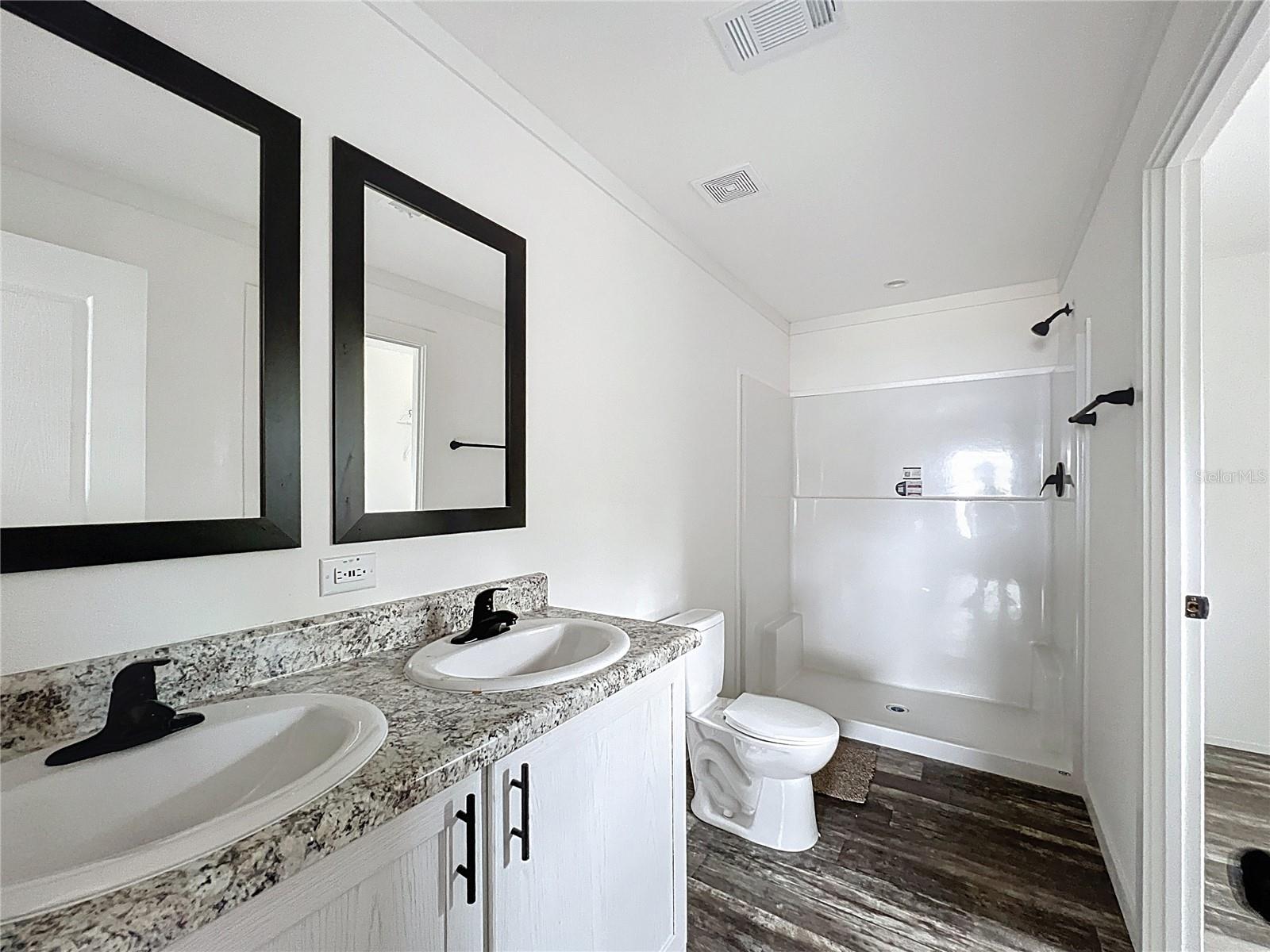 PINE GROVE SUB - Residential