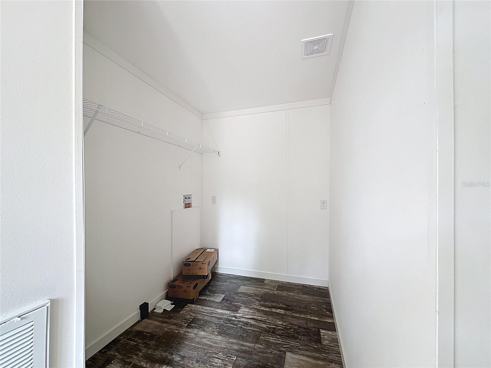 PINE GROVE SUB - Residential