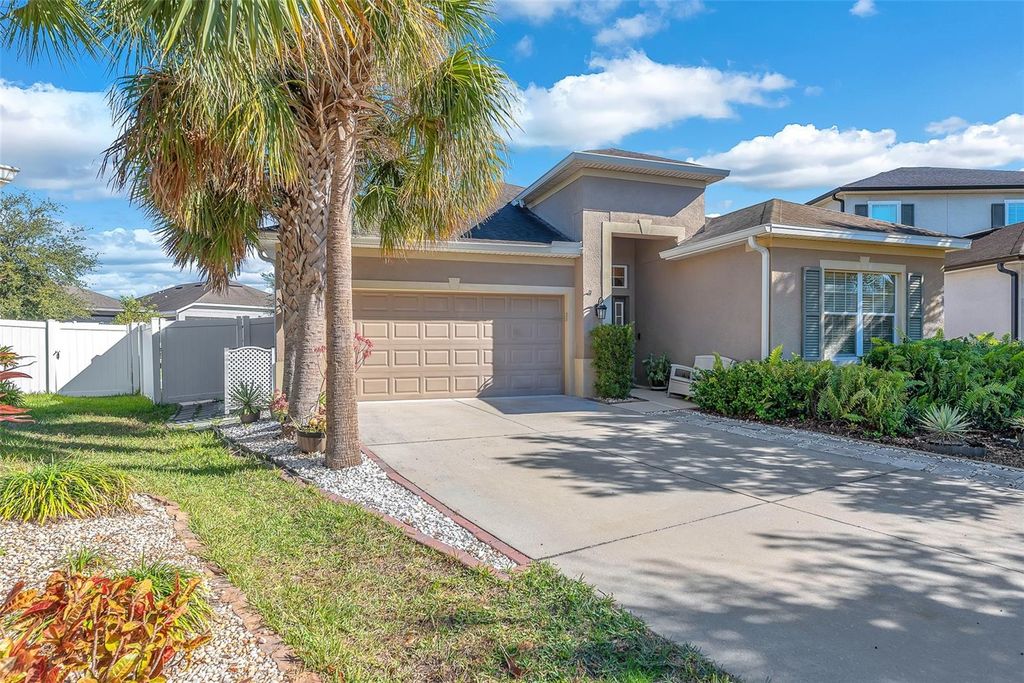 Photo of 8206 Willow Beach Drive, Riverview, FL 33578 (MLS # TB8465559)