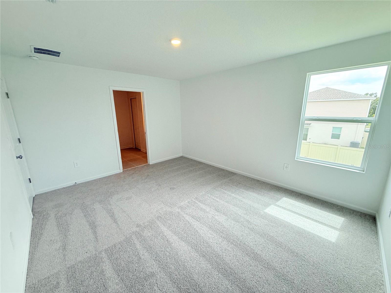 PEACE CREEK RESERVE 40'S - Residential Lease