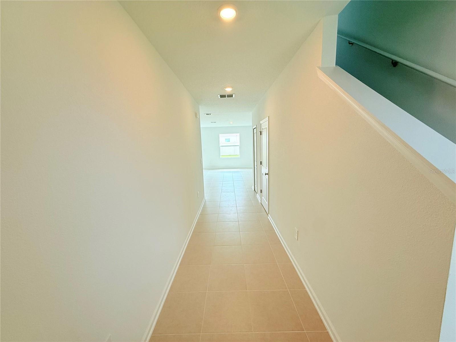 PEACE CREEK RESERVE 40'S - Residential Lease