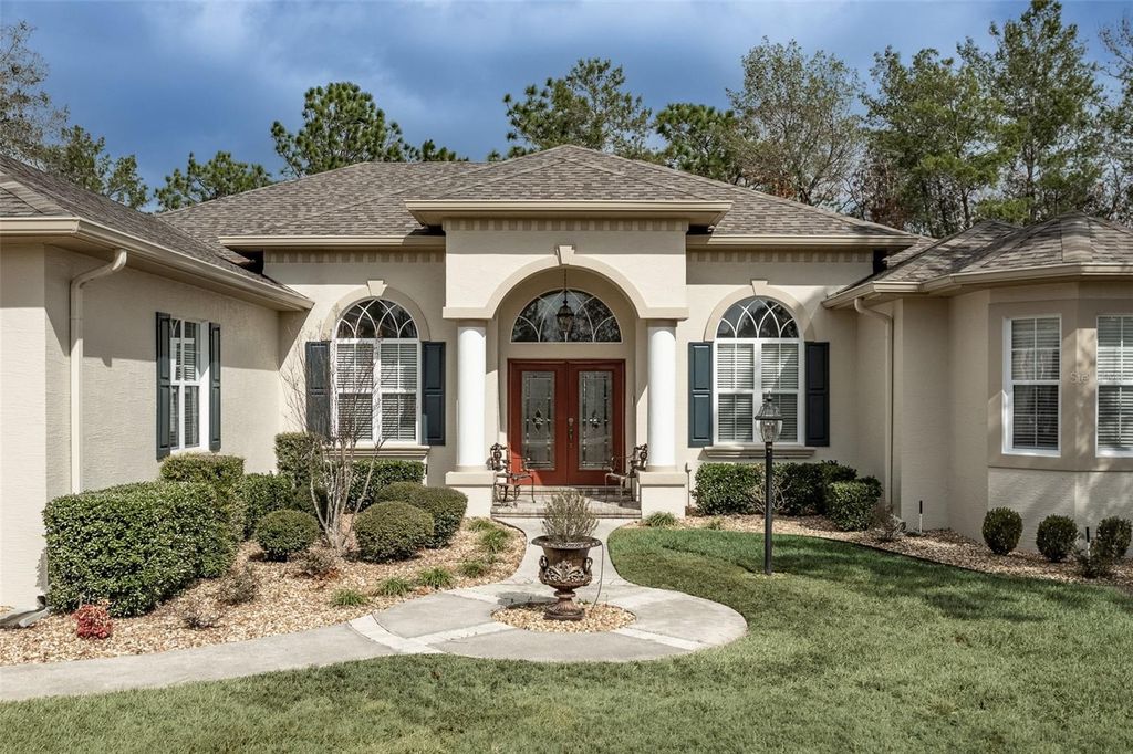 Photo of 5075 SW 114th Street Road, Ocala, FL 34476 (MLS # OM718172)