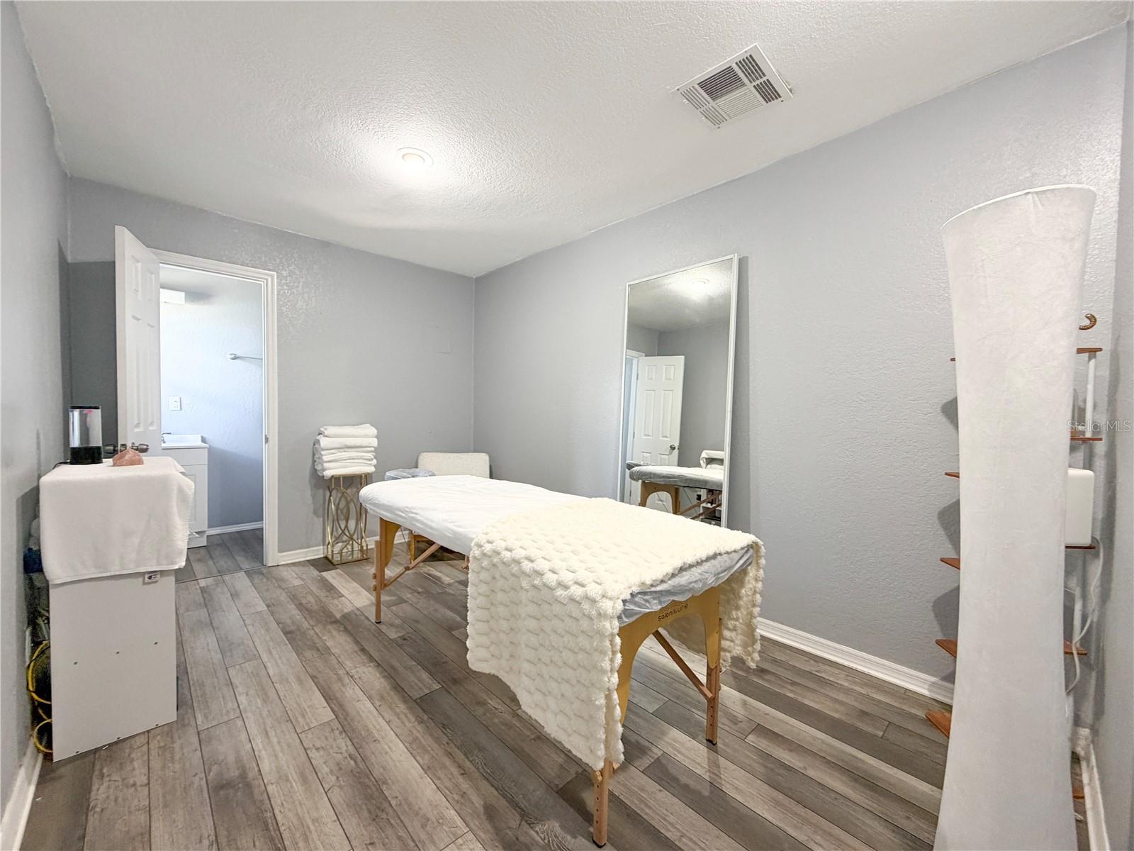 WESTMONT - Residential