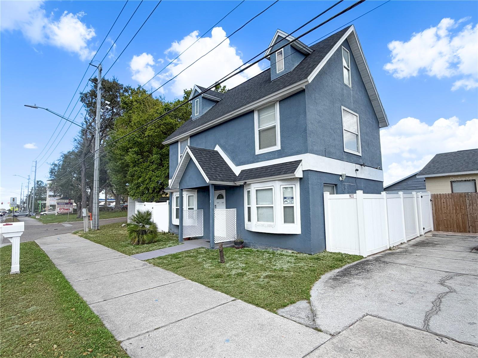 141 S HIAWASSEE ROAD