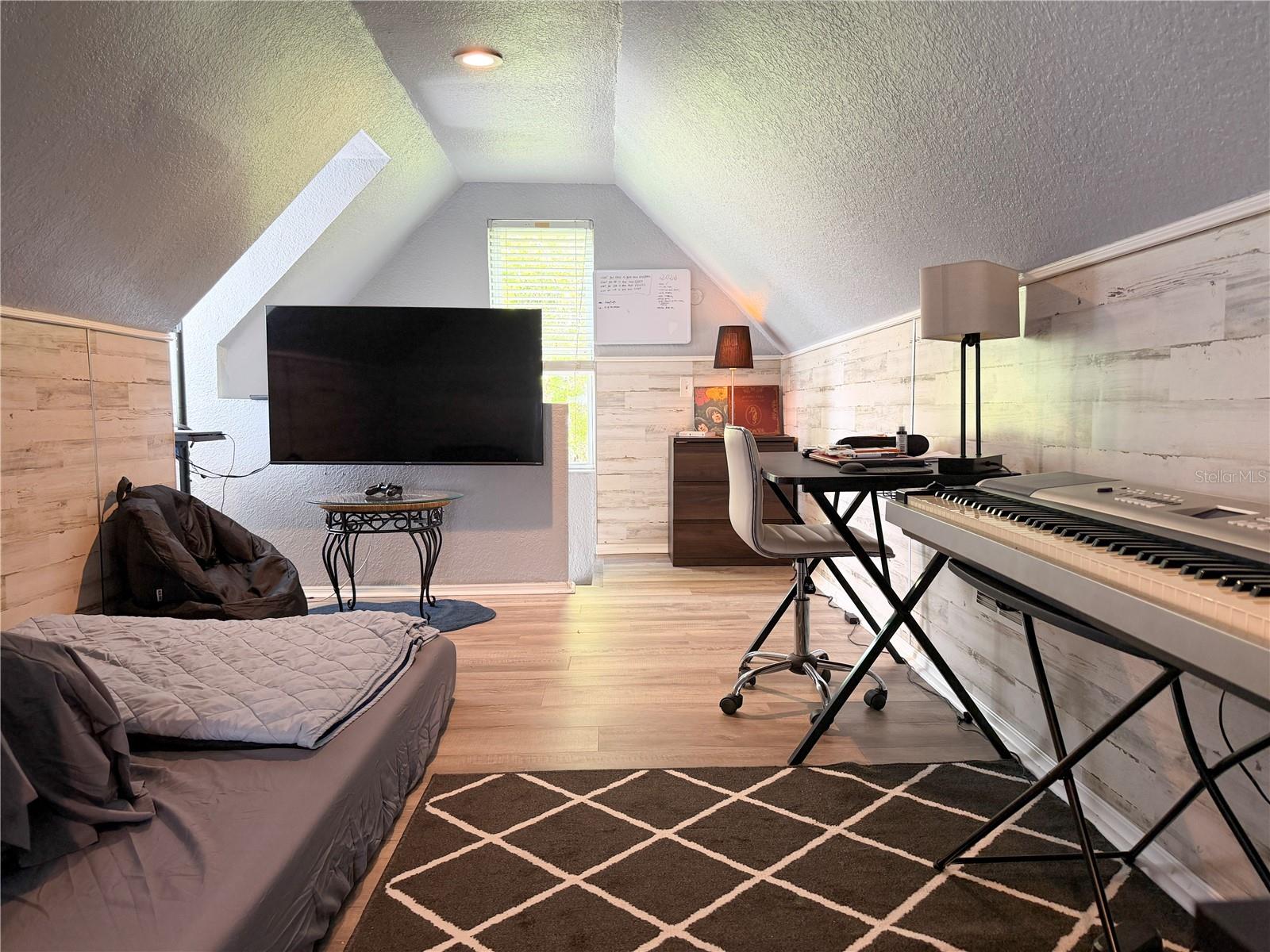 WESTMONT - Residential