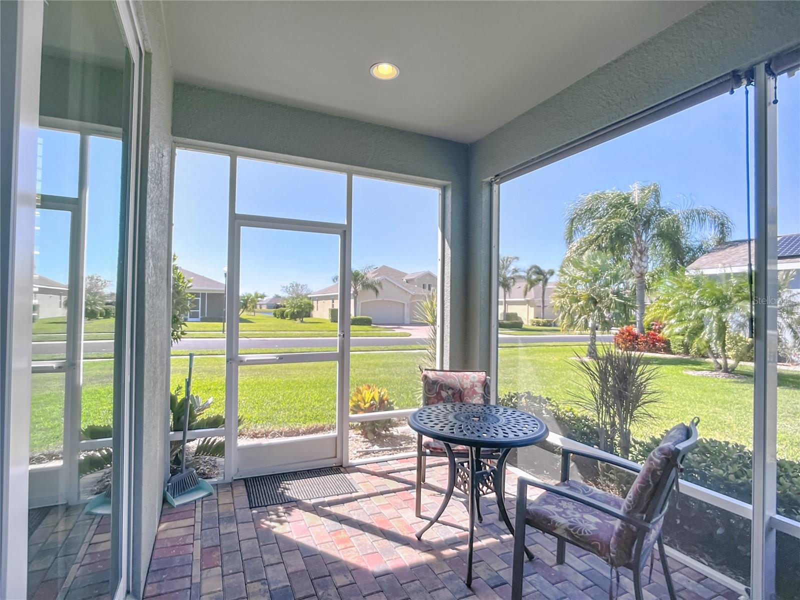 SUN CITY CENTER UNIT 274 & 275 - Residential