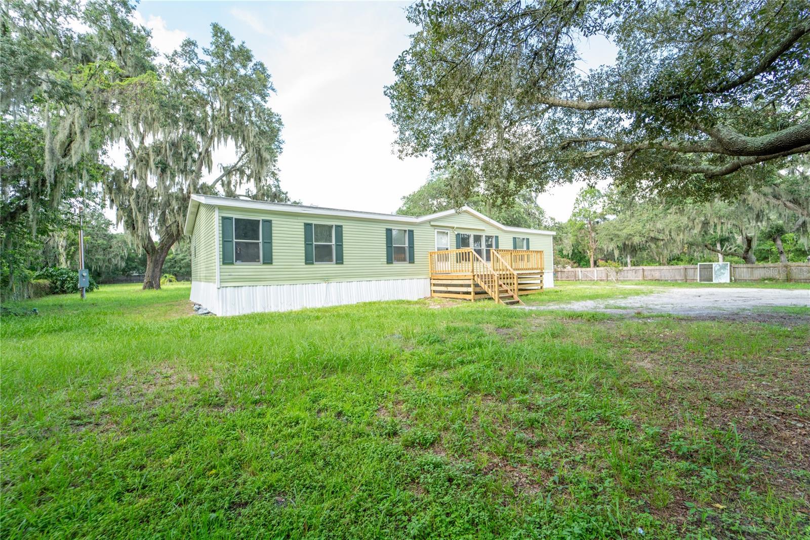 View RIVERVIEW, FL 33569 mobile home