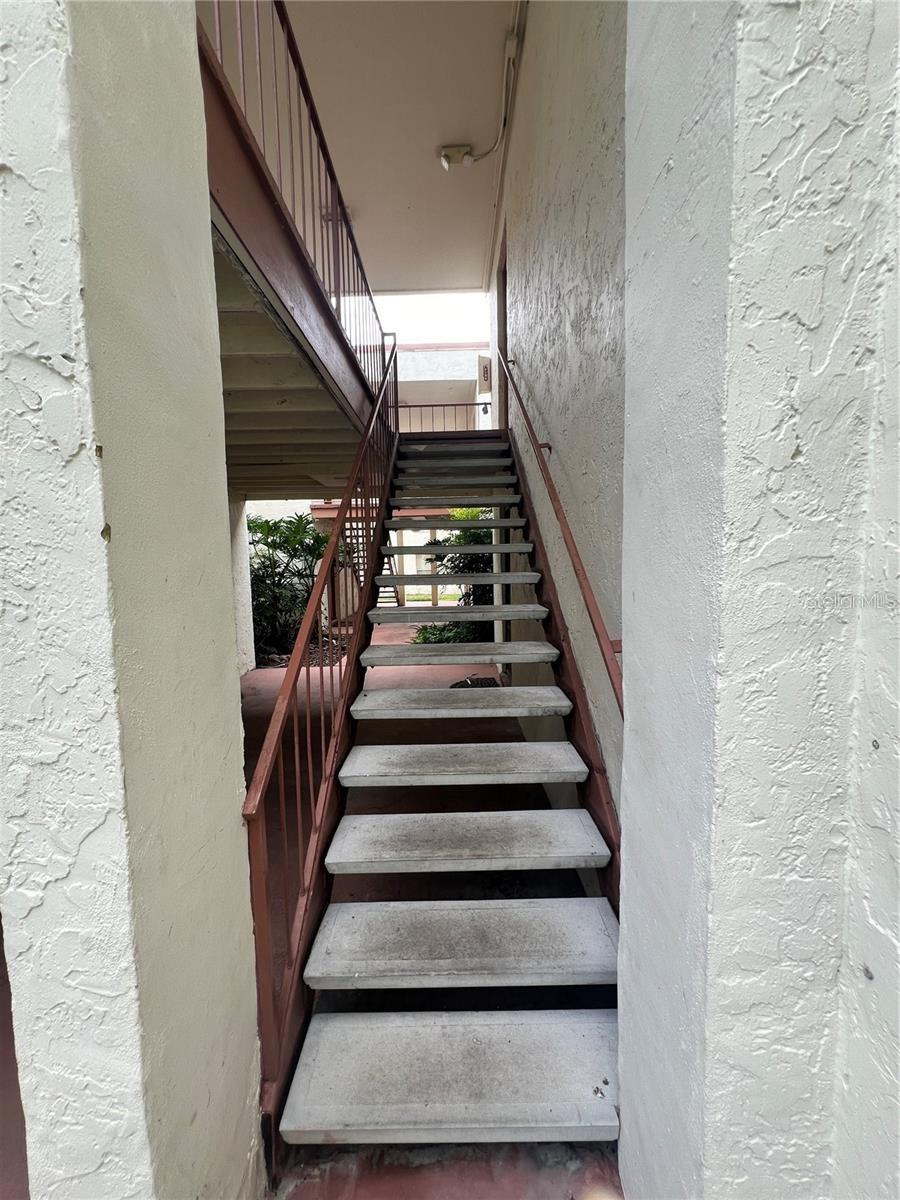 ROYAL ARMS CONDO - Residential Lease