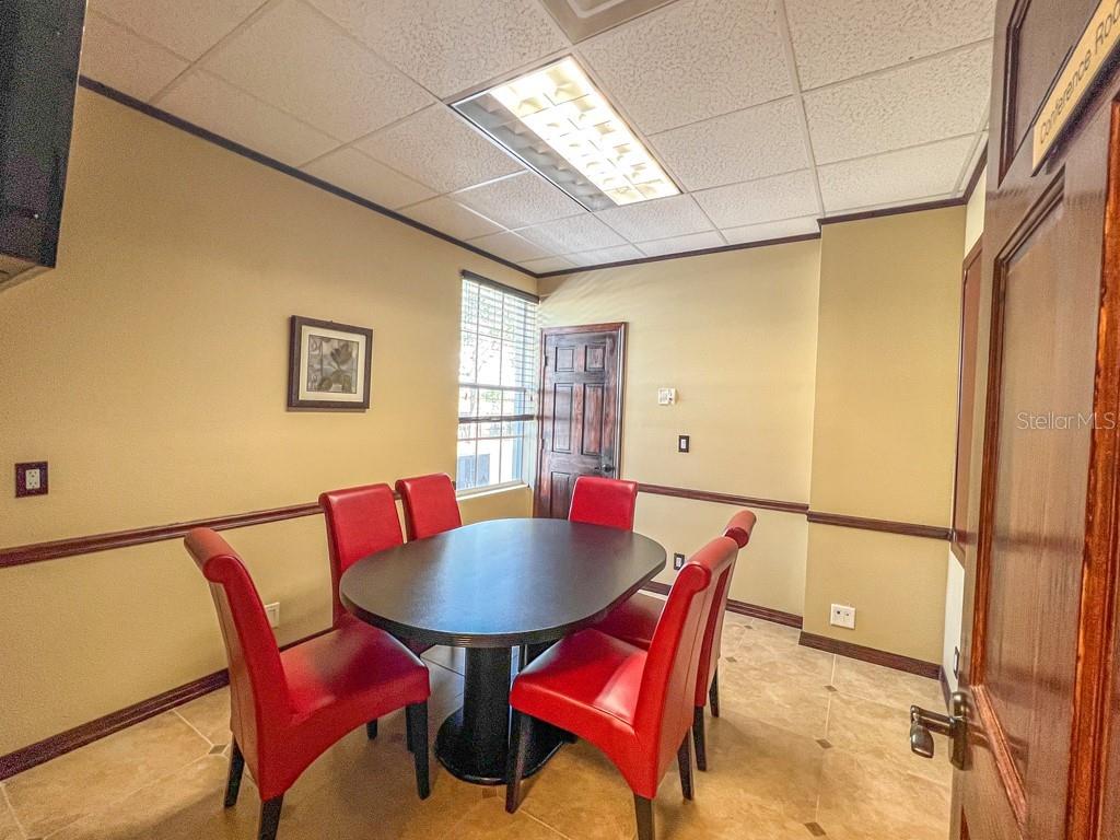 HARBOR POINTE BUS CENTER - Commercial Lease