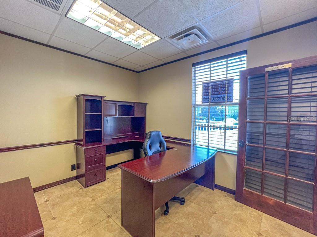 HARBOR POINTE BUS CENTER - Commercial Lease