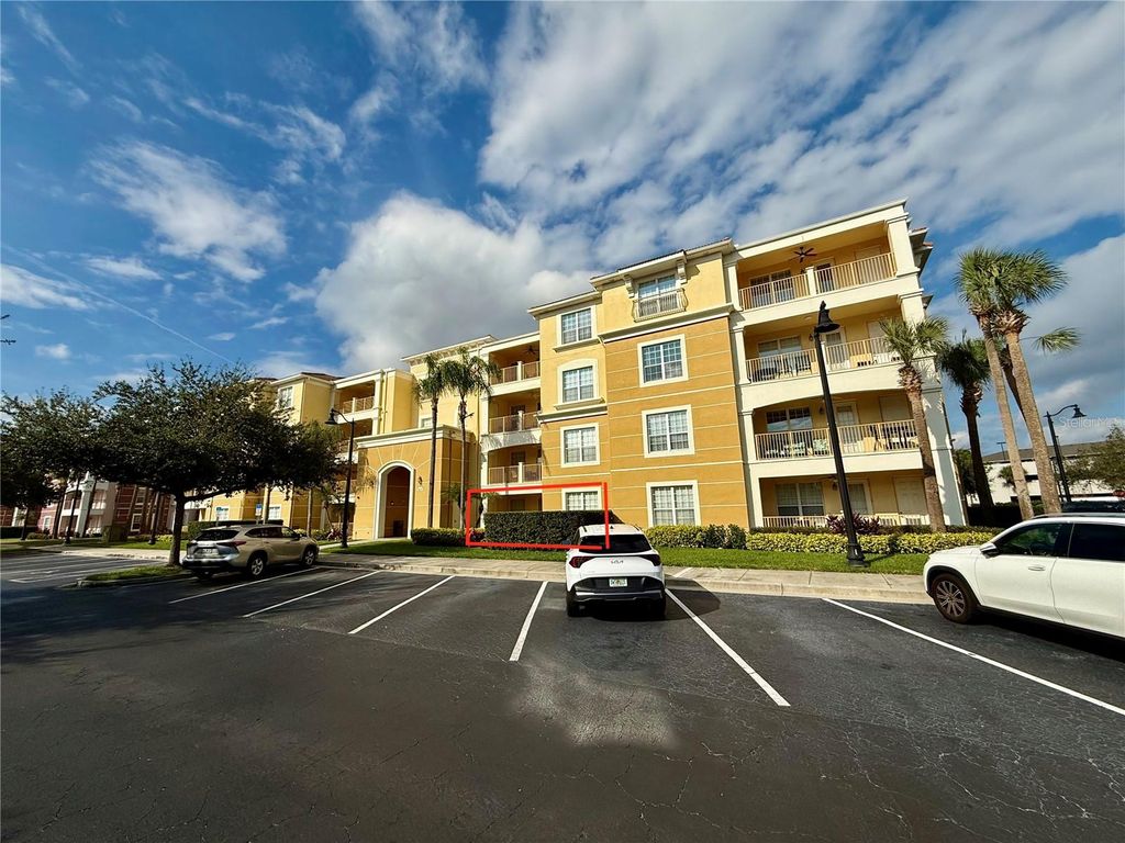 Photo of 5025 Shoreway Loop #105, Orlando, FL 32819 (MLS # O6364470)