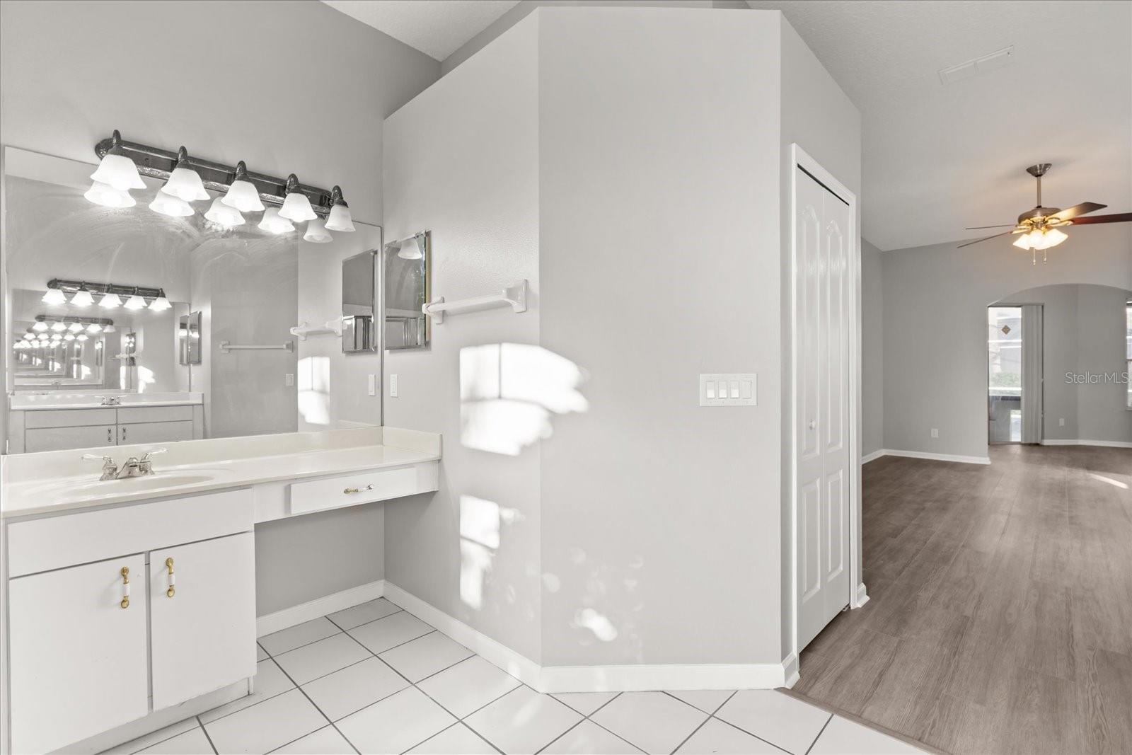 WINDING HOLLOW UNIT 2 - Residential