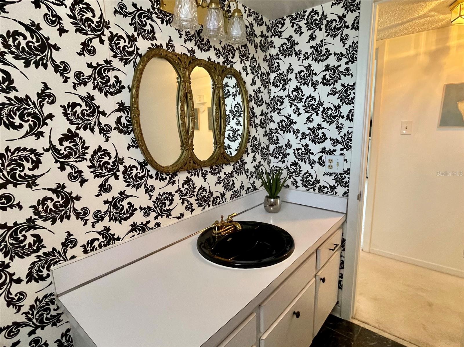 SPRING LAKE TOWERS - Residential