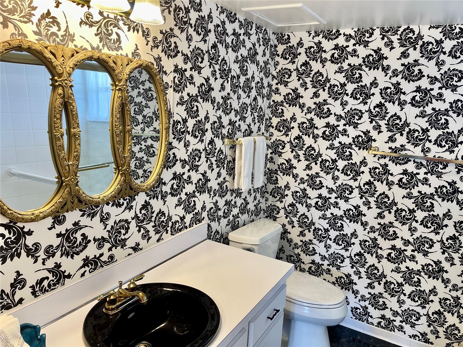 SPRING LAKE TOWERS - Residential