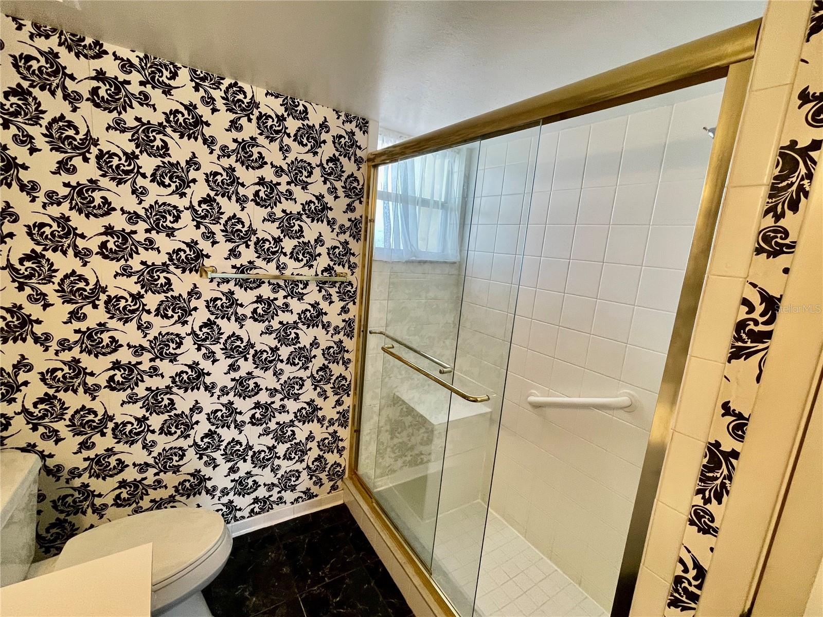 SPRING LAKE TOWERS - Residential