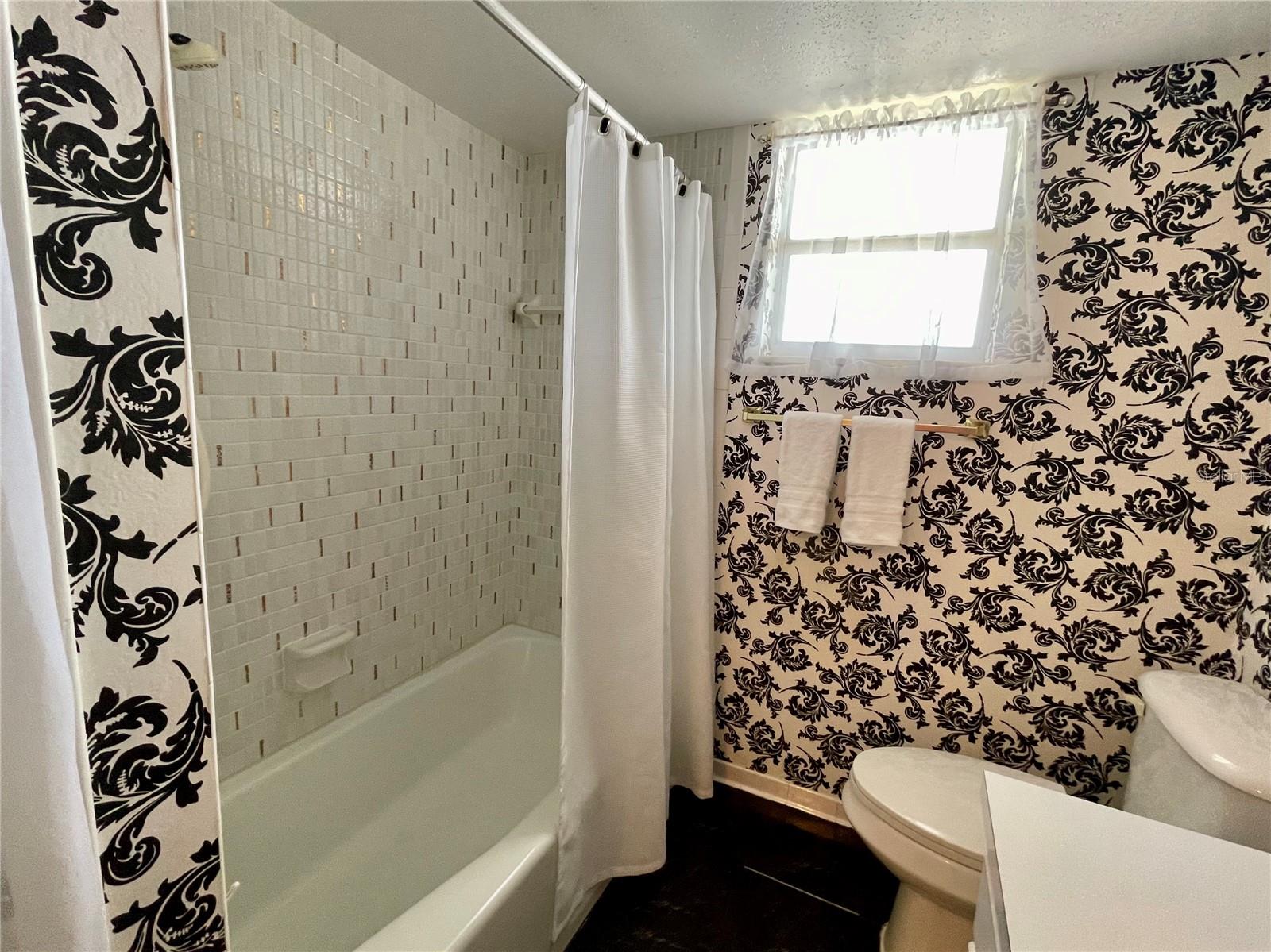 SPRING LAKE TOWERS - Residential