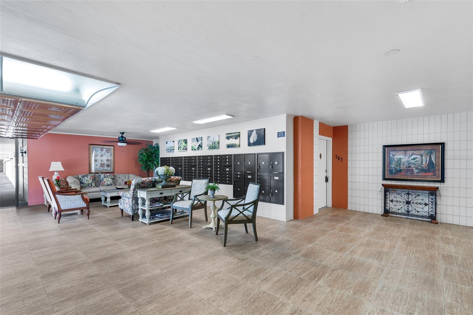 SPRING LAKE TOWERS - Residential