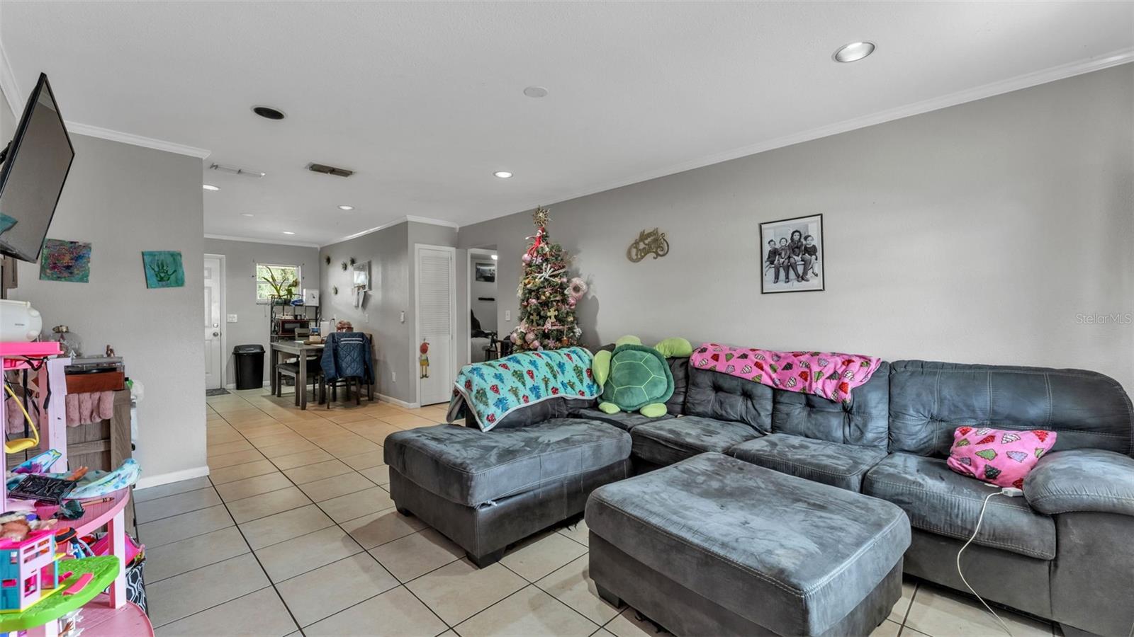 CHAR-MIL SUB - Residential Income