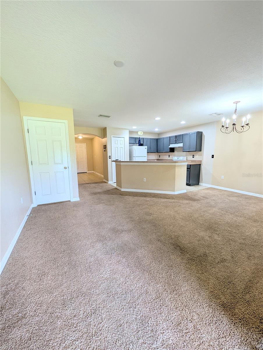 EDGEWATER AT LAKE BRANDON - Residential Lease