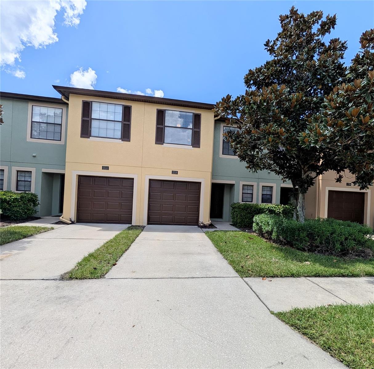 EDGEWATER AT LAKE BRANDON - Residential Lease