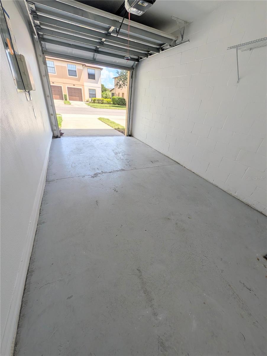 EDGEWATER AT LAKE BRANDON - Residential Lease