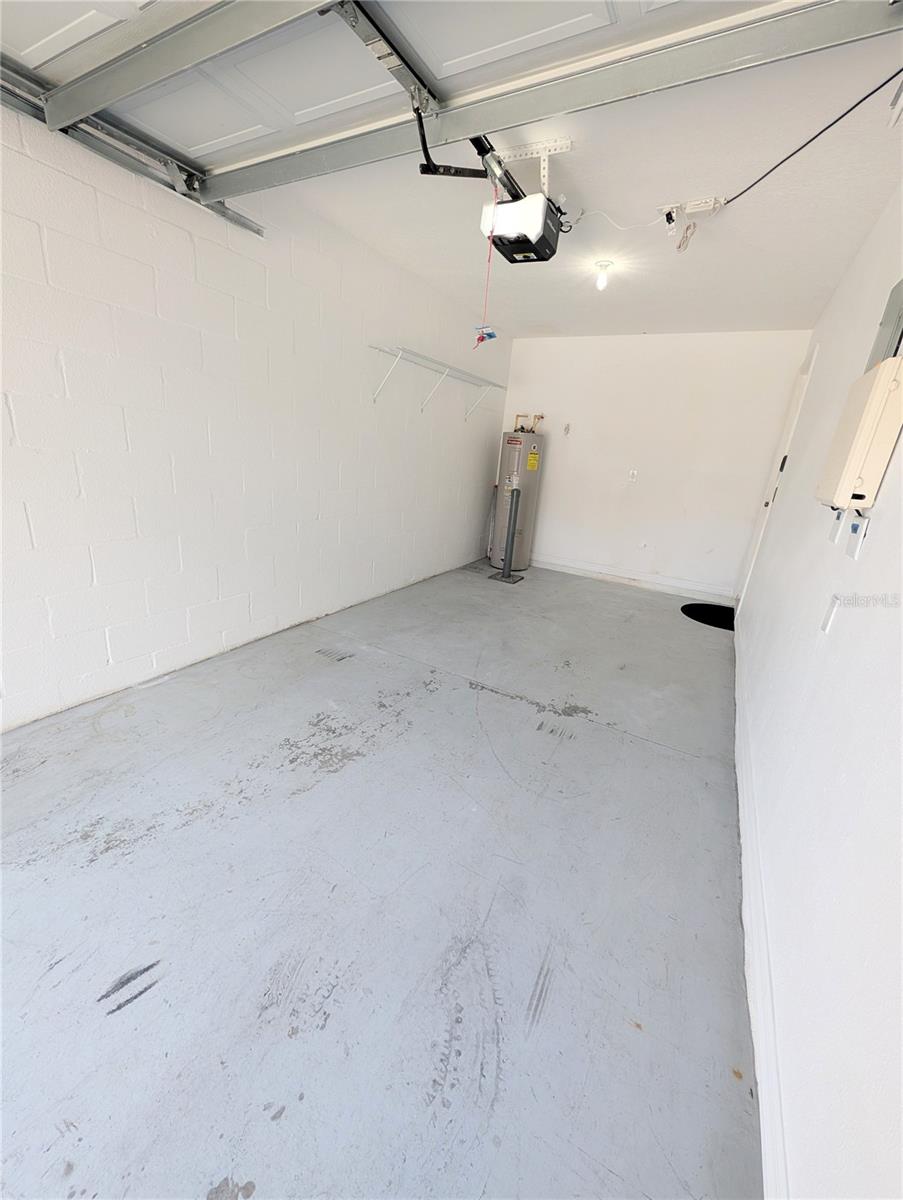 EDGEWATER AT LAKE BRANDON - Residential Lease